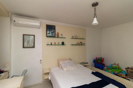 Apartamento à venda com 250m², 3 quartos e 2 vagasQuarto 1
