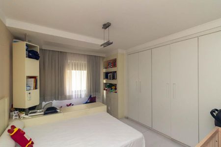 Apartamento à venda com 250m², 3 quartos e 2 vagasQuarto 2