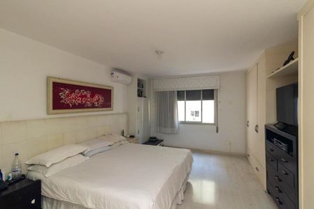 Apartamento à venda com 250m², 3 quartos e 2 vagasSuíte