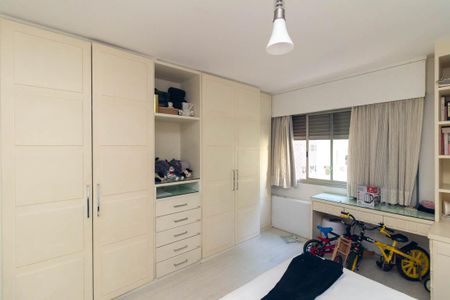 Apartamento à venda com 250m², 3 quartos e 2 vagasQuarto 1