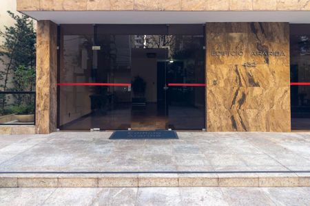 Apartamento à venda com 250m², 3 quartos e 2 vagasFachada