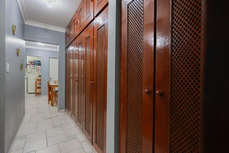 Apartamento à venda com 74m², 2 quartos e 1 vagaCorredor