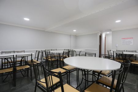 Apartamento à venda com 74m², 2 quartos e 1 vagaÁrea comum - Salão de festas