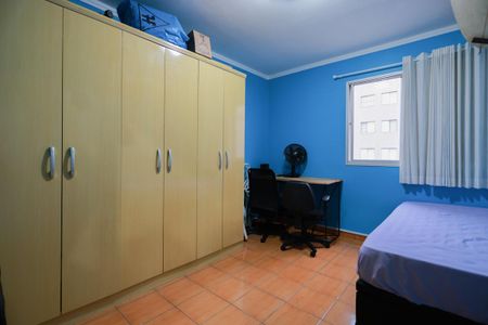 Apartamento à venda com 74m², 2 quartos e 1 vagaQuarto 2