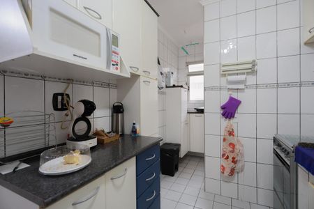 Apartamento à venda com 74m², 2 quartos e 1 vagaCozinha