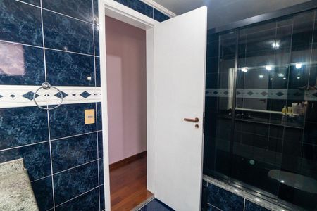 Apartamento à venda com 125m², 3 quartos e 2 vagasBanheiro da Suíte
