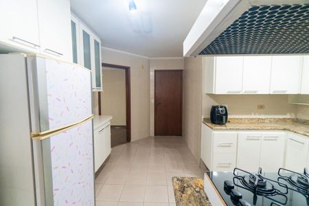 Apartamento à venda com 125m², 3 quartos e 2 vagasCozinha