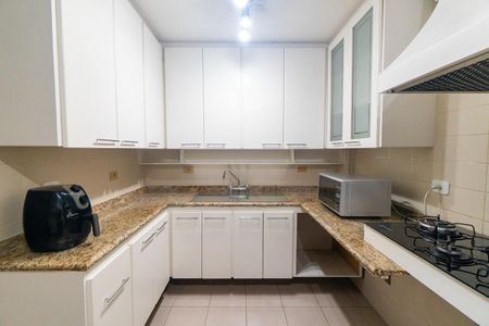 Apartamento à venda com 125m², 3 quartos e 2 vagasCozinha