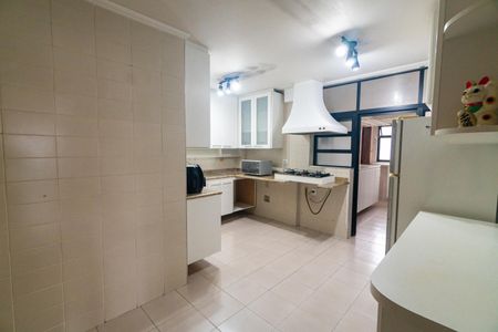 Apartamento à venda com 125m², 3 quartos e 2 vagasCozinha