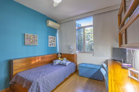 Apartamento à venda com 122m², 3 quartos e 2 vagasQuarto 