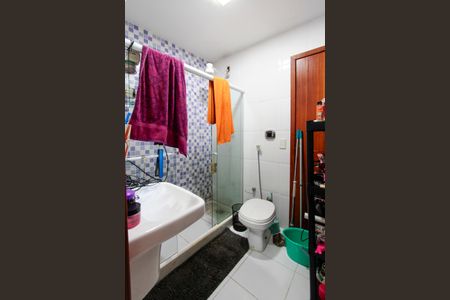 Casa à venda com 285m², 4 quartos e 4 vagasSuíte 3 Banheiro