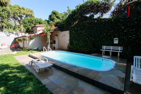 Casa à venda com 285m², 4 quartos e 4 vagasQuintal