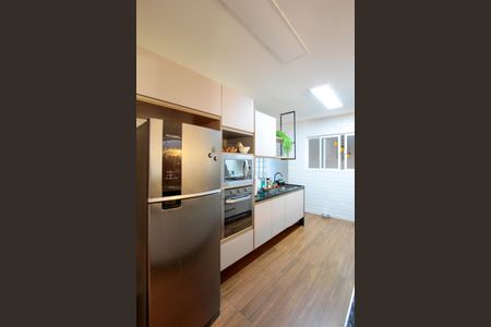 Casa à venda com 285m², 4 quartos e 4 vagasCozinha