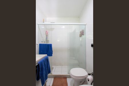 Casa à venda com 285m², 4 quartos e 4 vagasSuíte 1 Banheiro