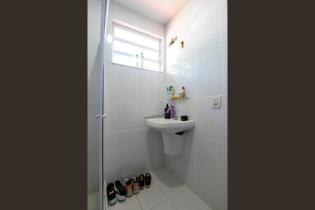 Casa à venda com 285m², 4 quartos e 4 vagasSuíte 2 Banheiro