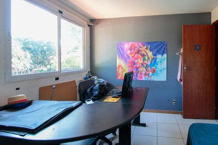 Casa à venda com 285m², 4 quartos e 4 vagasSuíte 2