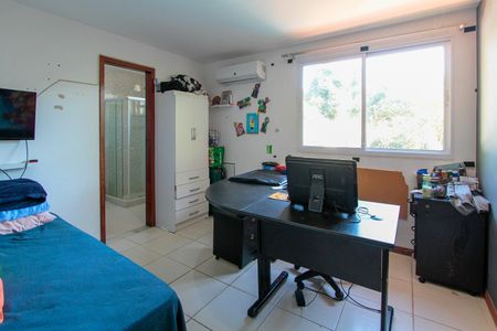 Casa à venda com 285m², 4 quartos e 4 vagasSuíte 2