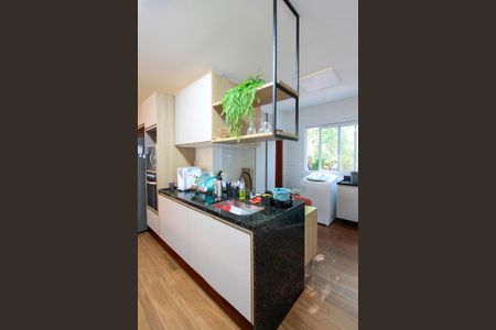 Casa à venda com 285m², 4 quartos e 4 vagasCozinha