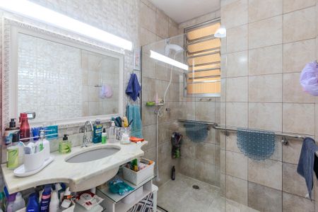 Apartamento à venda com 120m², 3 quartos e sem vaga Apartamento à venda com 120m², 3 quartos e sem vagaBanheiro Social