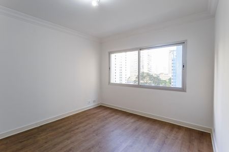 Apartamento à venda com 105m², 3 quartos e 1 vaga Apartamento à venda com 105m², 3 quartos e 1 vagaSala