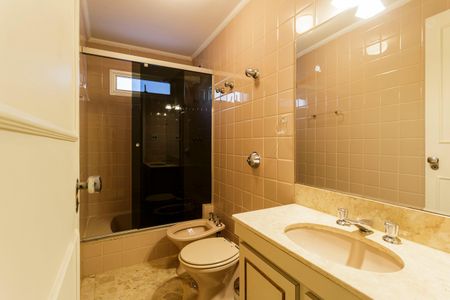 Apartamento à venda com 105m², 3 quartos e 1 vaga Apartamento à venda com 105m², 3 quartos e 1 vagaBanheiro Social