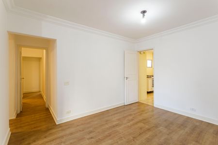 Apartamento à venda com 105m², 3 quartos e 1 vaga Apartamento à venda com 105m², 3 quartos e 1 vagaSala