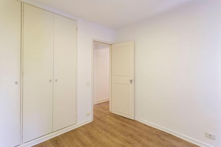 Apartamento à venda com 105m², 3 quartos e 1 vaga Apartamento à venda com 105m², 3 quartos e 1 vagaQuarto 2