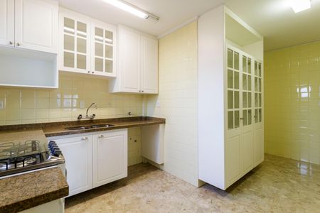 Apartamento à venda com 105m², 3 quartos e 1 vaga Apartamento à venda com 105m², 3 quartos e 1 vagaCozinha