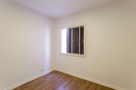 Apartamento à venda com 105m², 3 quartos e 1 vaga Apartamento à venda com 105m², 3 quartos e 1 vagaQuarto 2