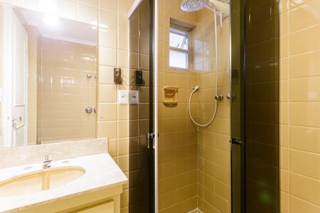 Apartamento à venda com 105m², 3 quartos e 1 vaga Apartamento à venda com 105m², 3 quartos e 1 vagaBanheiro da Suíte 3