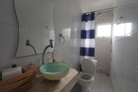 Casa à venda com 422m², 4 quartos e sem vagaBanheiro casa 2