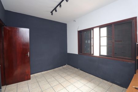 Casa à venda com 422m², 4 quartos e sem vagaQuarto casa 2