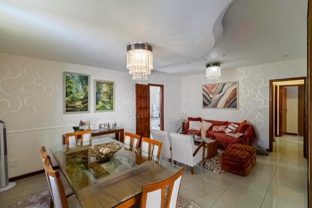 Sala 1 de casa à venda com 4 quartos, 208m² em Itapoã, Belo Horizonte