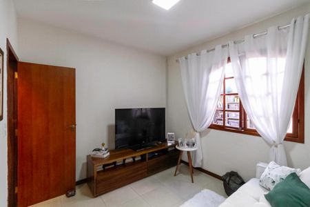 Casa à venda com 208m², 4 quartos e 2 vagasQuarto 1