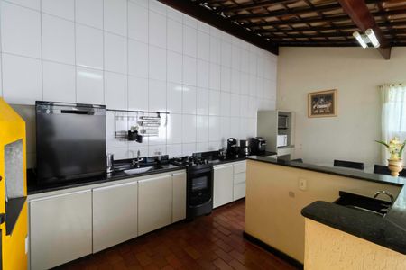 Casa à venda com 208m², 4 quartos e 2 vagasÁrea gourmet
