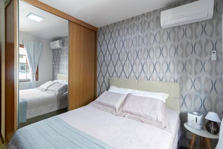 Casa à venda com 208m², 4 quartos e 2 vagasQuarto 2