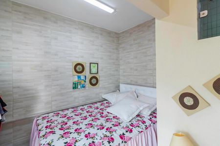 Casa à venda com 208m², 4 quartos e 2 vagasSuíte 2