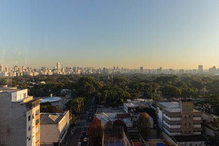 Apartamento à venda com 78m², 1 quarto e 2 vagasVista da suíte