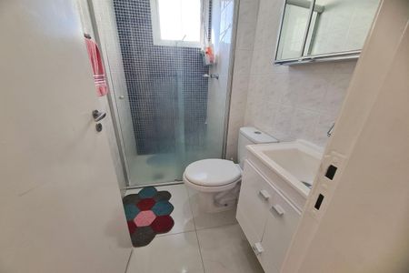 Apartamento à venda com 55m², 2 quartos e 1 vaga Apartamento à venda com 55m², 2 quartos e 1 vagaBanheiro