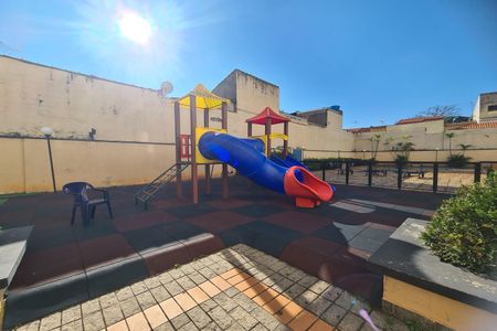 Apartamento à venda com 55m², 2 quartos e 1 vaga Apartamento à venda com 55m², 2 quartos e 1 vagaÁrea comum - Playground