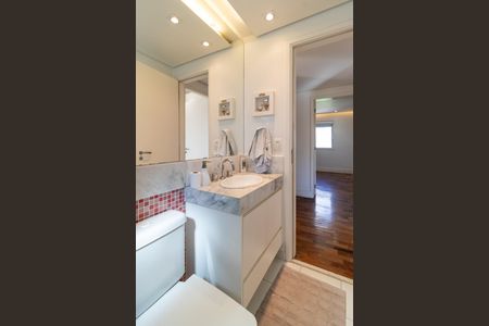 Apartamento à venda com 157m², 3 quartos e 2 vagasBanheiro 1