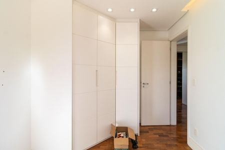 Apartamento à venda com 157m², 3 quartos e 2 vagasQuarto 2