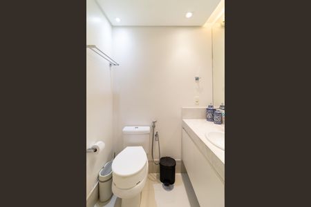 Apartamento à venda com 157m², 3 quartos e 2 vagasBanheiro da Suíte