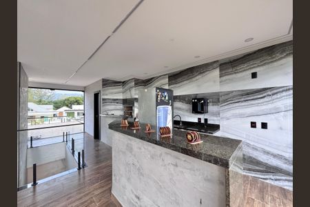 Casa de condomínio à venda com 600m², 4 quartos e 3 vagasÁrea comum