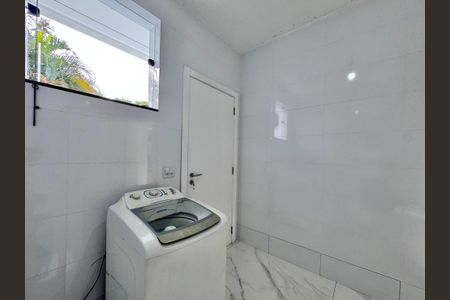 Casa de condomínio à venda com 600m², 4 quartos e 3 vagasÁrea de Serviço