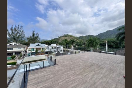 Casa de condomínio à venda com 600m², 4 quartos e 3 vagasÁrea comum