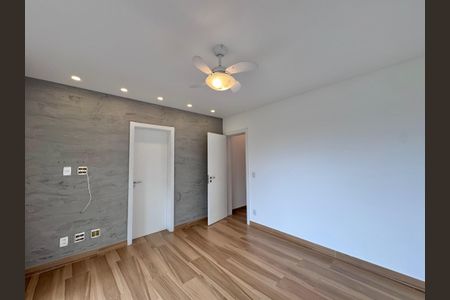 Casa de condomínio à venda com 600m², 4 quartos e 3 vagasSuíte 4