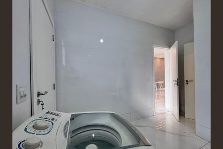 Casa de condomínio à venda com 600m², 4 quartos e 3 vagasÁrea de Serviço