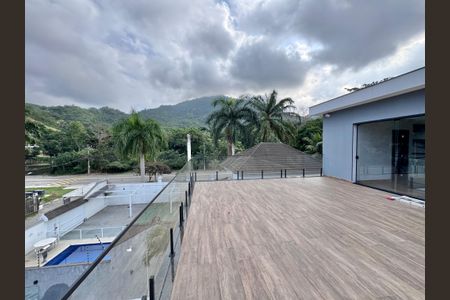 Casa de condomínio à venda com 600m², 4 quartos e 3 vagasÁrea comum