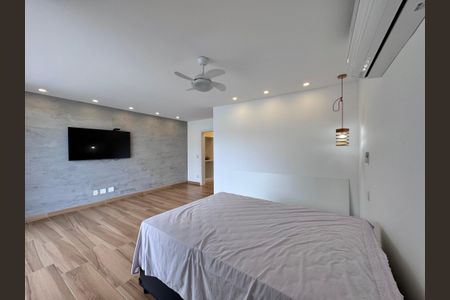 Casa de condomínio à venda com 600m², 4 quartos e 3 vagasSuíte 1 Master